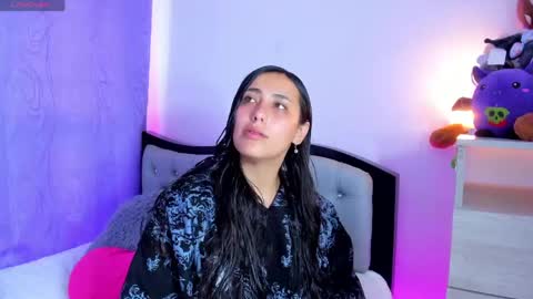 my_aleja_ online show from April 24, 10:34 pm