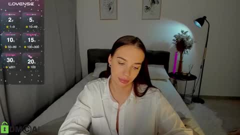 katie online show from December 9, 1:51 am