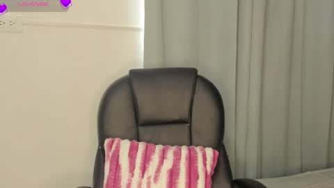 Snapshot of my_lia_ chatting on October 12, 10:09 pm LIA online show from October 12, 10:09 pm