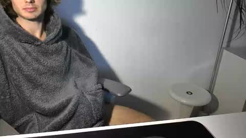 Snapshot of my_lovely_body chatting on October 13, 4:29 pm my_lovely_body online show from October 13, 4:29 pm