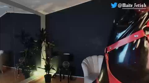 Snapshot of my_maite chatting on November 15, 1:18 pm Maite online show from November 15, 1:18 pm