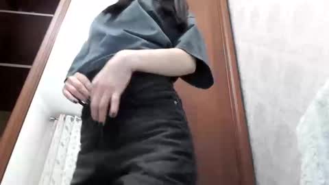 JIN online show from February 26, 2:36 pm