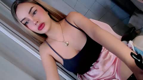 Serena online show from October 25, 6:10 am