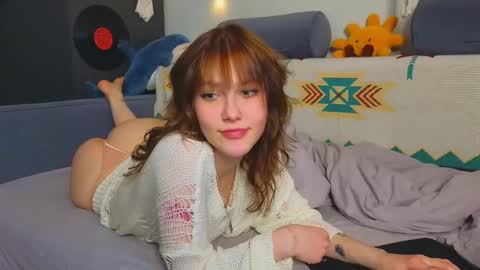 Snapshot of my_parisss chatting on January 17, 8:13 am  PARIS   online show from January 17, 8:13 am