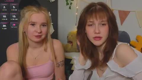 Snapshot of my_parisss chatting on February 19, 6:54 pm  PARIS   online show from February 19, 6:54 pm