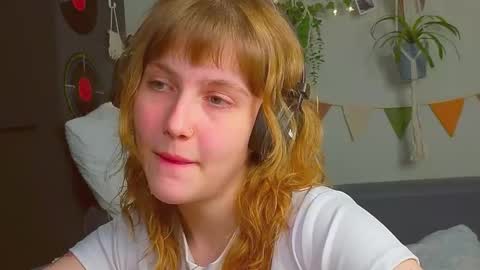 Snapshot of my_parisss chatting on October 28, 11:29 pm  PARIS   online show from October 28, 11:29 pm