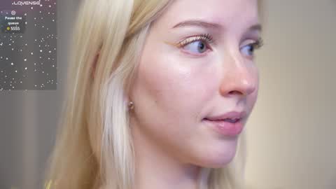 STELLA  Im here today online show from December 2, 6:54 pm