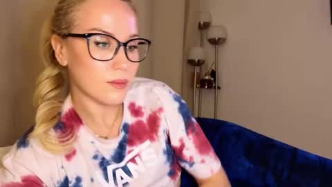 Mya-be Yours P online show from September 11, 8:53 pm