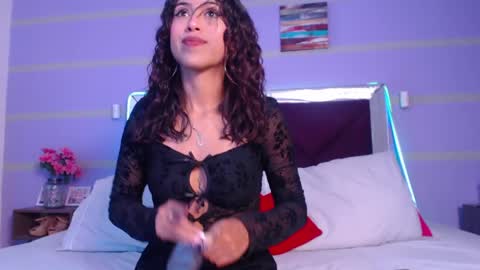 Snapshot of myathtylerth chatting on May 15, 7:32 pm Mya online show from May 15, 7:32 pm