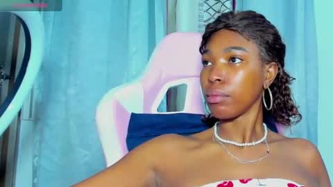 Snapshot of myblackdope_ chatting on June 28, 8:20 am Samanta online show from June 28, 8:20 am