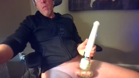 mycockneedsstroking69 online show from March 26, 8:53 am