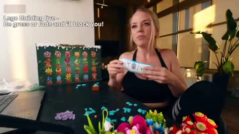 MyCookieJar online show from December 19, 12:28 am