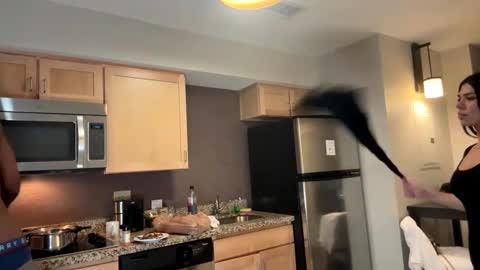 mycreamydreams online show from January 28, 2:43 am