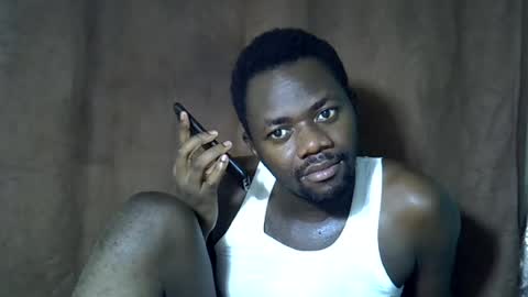 Snapshot of myeeee2 chatting on August 9, 4:01 pm ronny online show from August 9, 4:01 pm