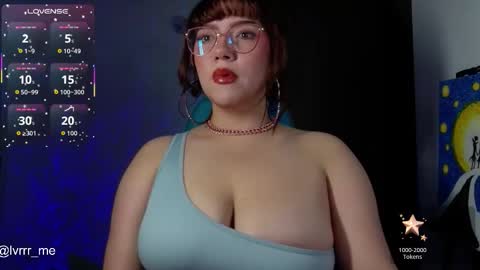 Nicoll Independent model Please help me to reach 100 thumbs up online show from November 28, 4:15 am