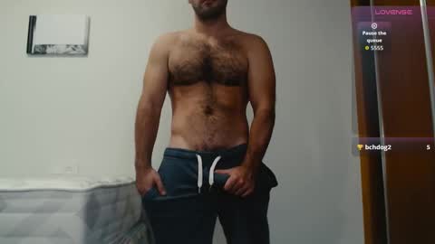 Snapshot of myhairymacho chatting on November 4, 4:39 pm Juan OF myhairymacho online show from November 4, 4:39 pm