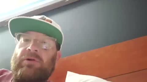 Snapshot of myhoneybadger chatting on June 14, 6:21 pm myhoneybadger online show from June 14, 6:21 pm