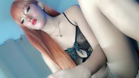 Snapshot of mykaliciousness chatting on March 8, 4:33 pm mykaliciousness online show from March 8, 4:33 pm