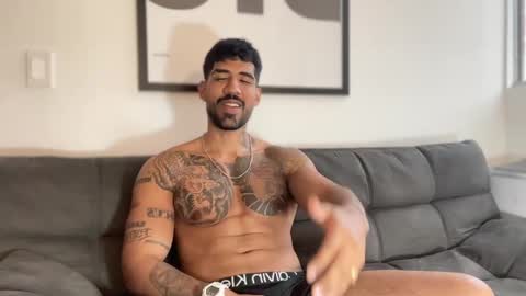 Myke esthetic online show from January 3, 10:19 pm