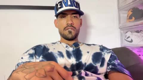 Myke esthetic online show from October 5, 1:37 am