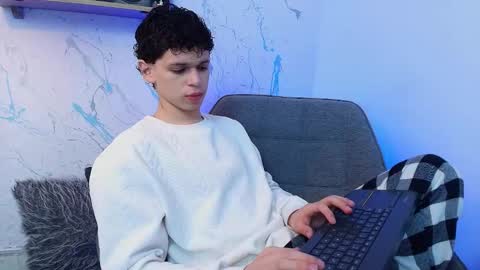 Mykel   online show from December 4, 3:21 pm