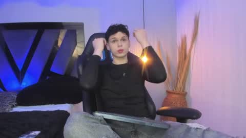 Mykel   online show from July 26, 8:49 pm