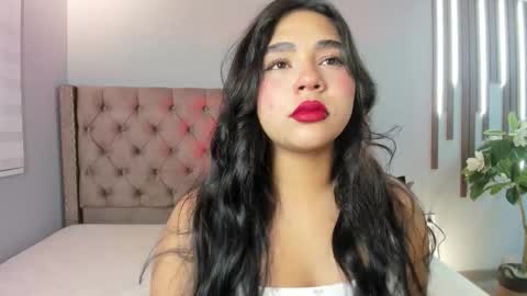 Snapshot of mylarossi chatting on December 4, 12:25 pm Rossi online show from December 4, 12:25 pm