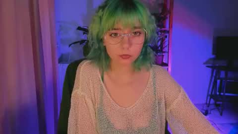 MylaFlores online show from November 17, 5:02 am