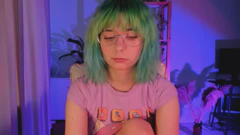 MylaFlores online show from November 20, 6:02 am