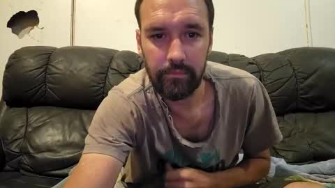 Snapshot of myleshodges chatting on December 24, 11:17 am myleshodges online show from December 24, 11:17 am