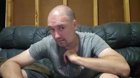 Snapshot of myleshodges chatting on January 15, 11:15 am myleshodges online show from January 15, 11:15 am