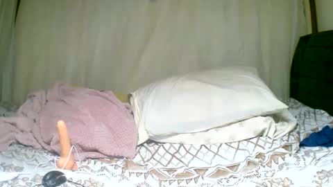 Snapshot of mylindasweet chatting on January 12, 3:03 pm linda online show from January 12, 3:03 pm