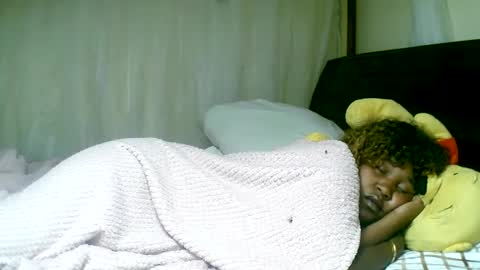 Snapshot of mylindasweet chatting on January 15, 3:00 am linda online show from January 15, 3:00 am