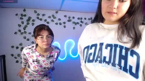 Snapshot of mylittlebunny__ chatting on March 4, 9:07 am helen online show from March 4, 9:07 am