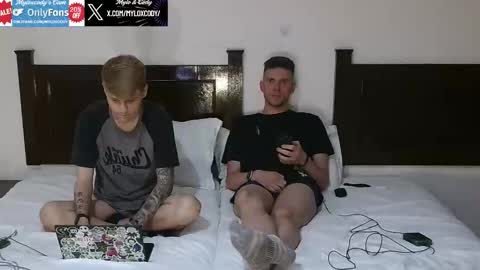 Mylo  Cody online show from November 20, 10:37 am