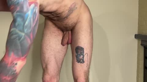 Snapshot of mynameismartin chatting on January 10, 5:02 pm mynameismartin online show from January 10, 5:02 pm