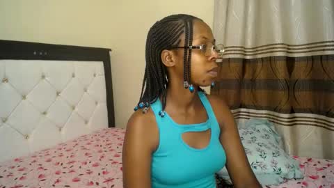 Snapshot of mynameiswet chatting on August 9, 4:56 pm mynameiswet online show from August 9, 4:56 pm