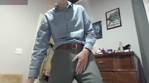 Felt like showing off online show from August 5, 10:23 pm