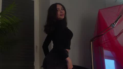 Snapshot of mypassion_ chatting on February 27, 2:39 pm mypassion_ online show from February 27, 2:39 pm