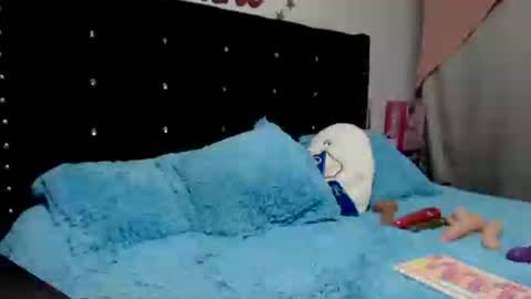 myranda  online show from March 5, 2:07 am