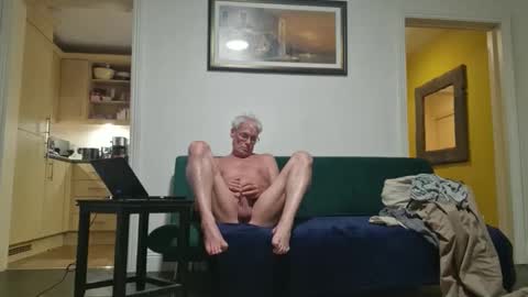 myshkin188118 online show from April 23, 9:06 pm