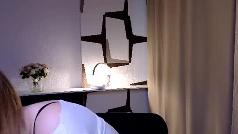 Snapshot of mysmila chatting on July 8, 1:26 pm mysmila online show from July 8, 1:26 pm
