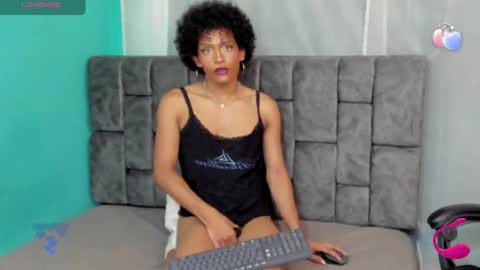 Snapshot of myst18_hunter chatting on October 30, 12:17 pm Myst Hunter online show from October 30, 12:17 pm