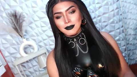 SUPPORT GODDESS TRISHA  AND DONT FORGET TO FOLLOW ME online show from February 19, 10:28 pm