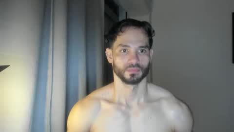 Snapshot of mysterious_muscles chatting on June 5, 2:07 am mysterious_muscles online show from June 5, 2:07 am