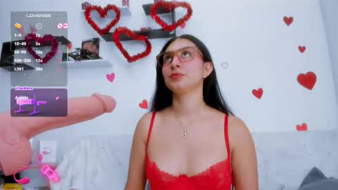 Mystery couple online show from March 3, 9:53 pm