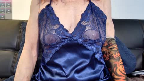 Mystery Nymph Milf online show from January 30, 11:02 pm