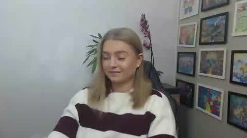 Erica online show from November 22, 12:48 pm