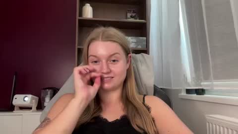 Erica online show from June 29, 10:15 am
