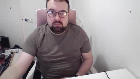 Snapshot of mysterymonkey1234 chatting on December 18, 9:14 am MysteryMonkey online show from December 18, 9:14 am